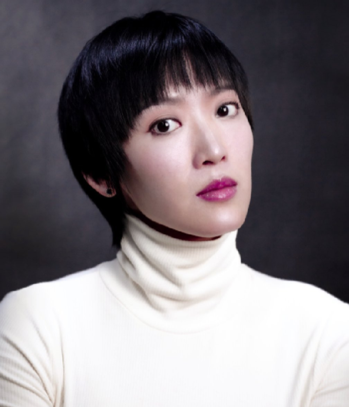 李立群