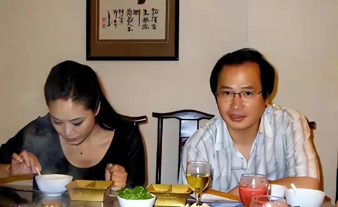 於文華