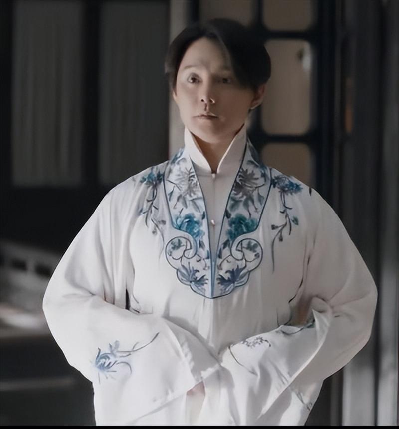 尹正