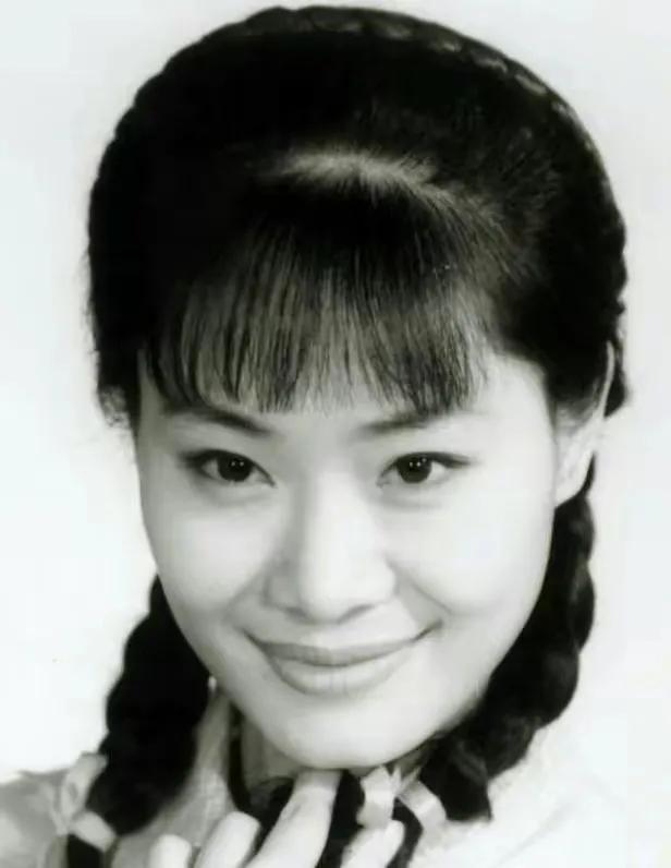 於文華