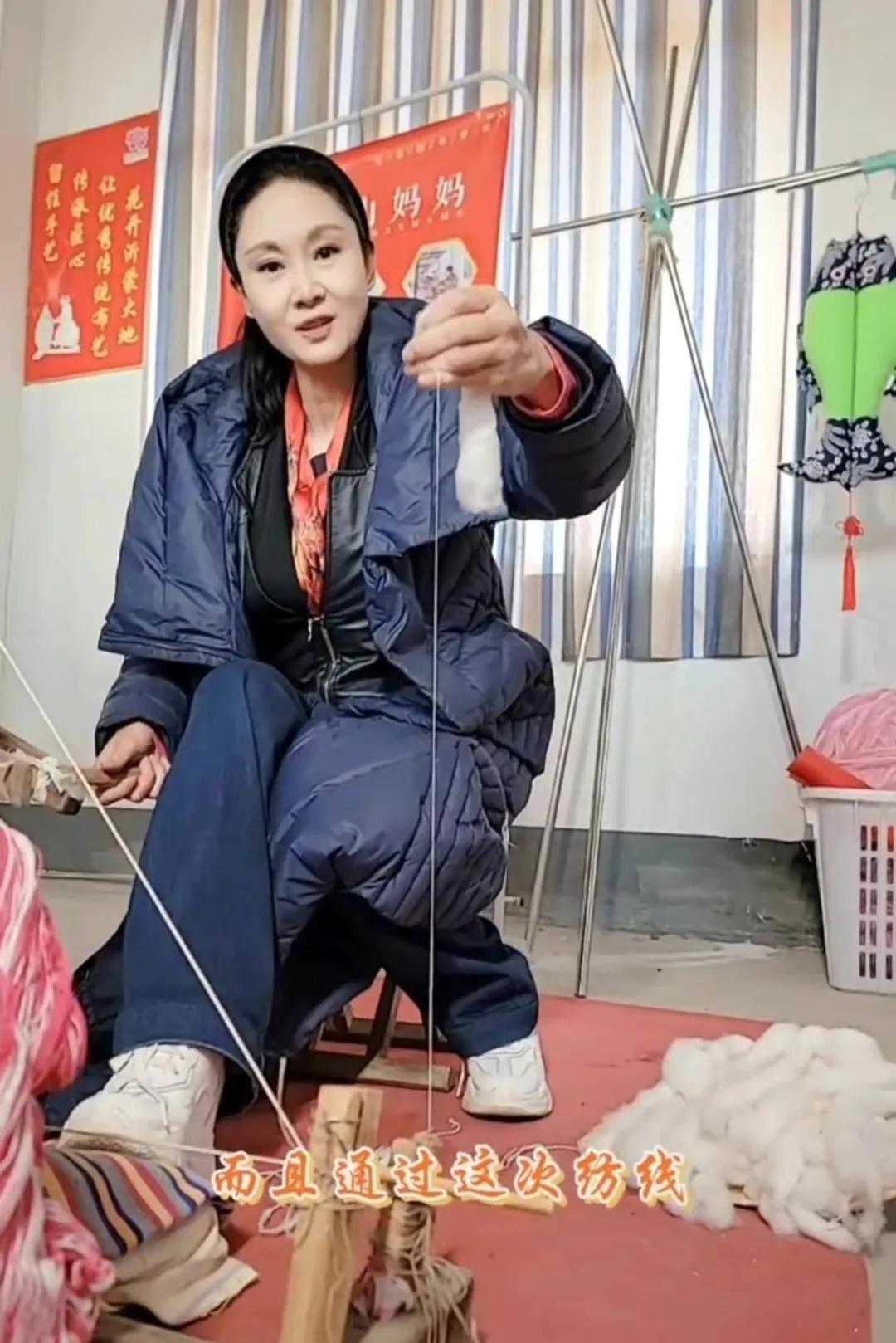 於文華