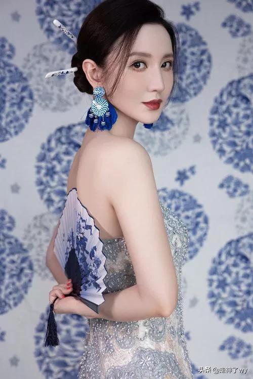 張萌