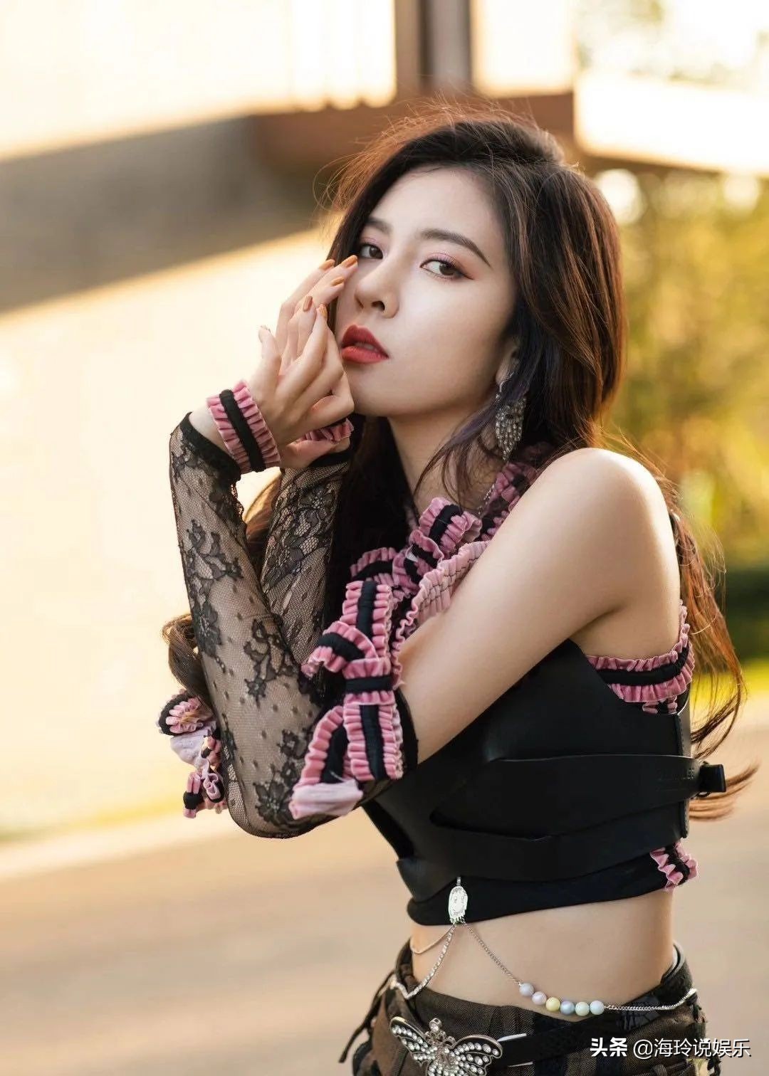 宋妍霏
