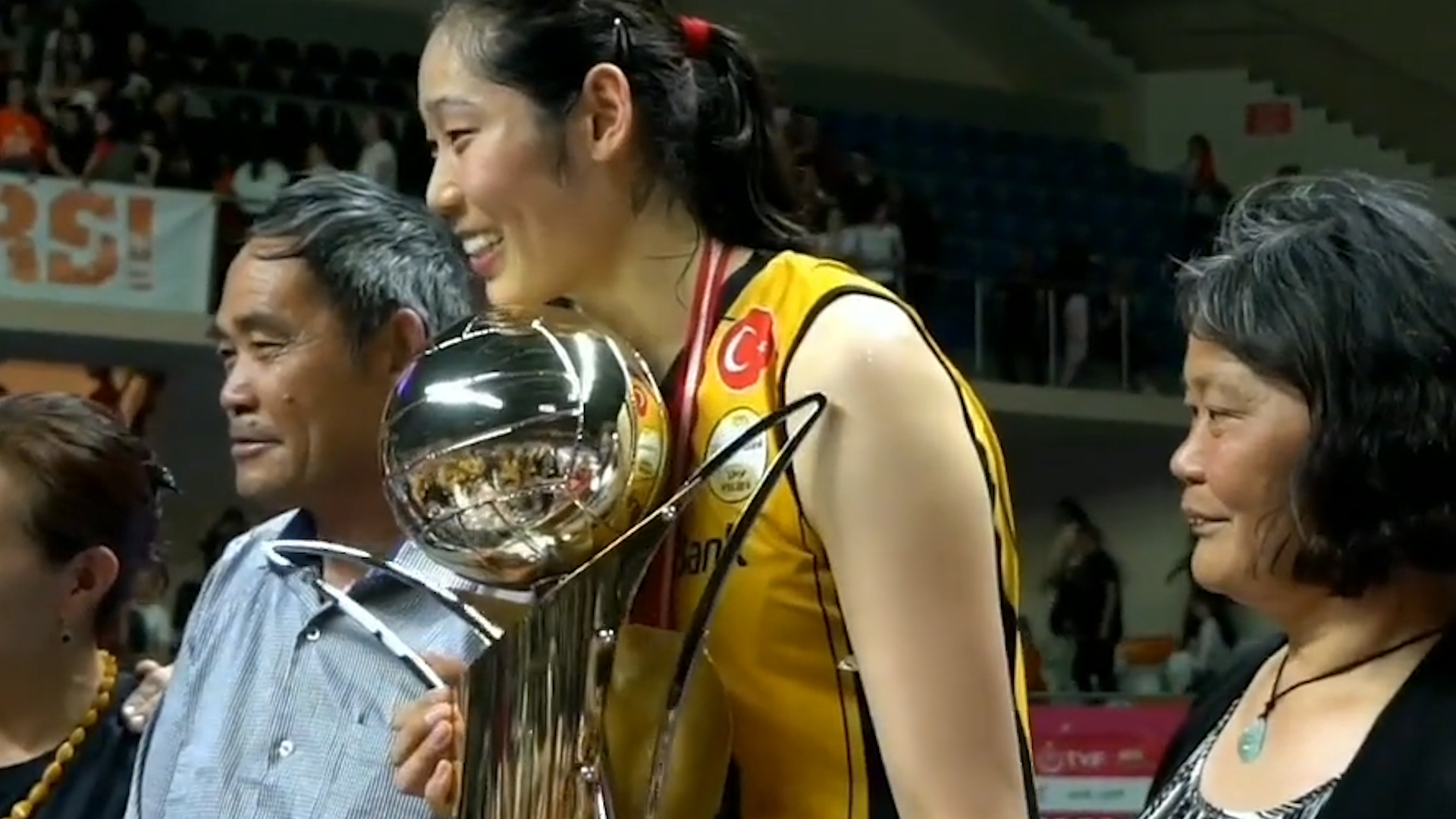 朱婷
