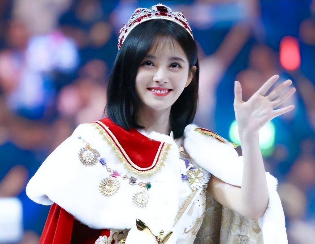 鞠婧禕
