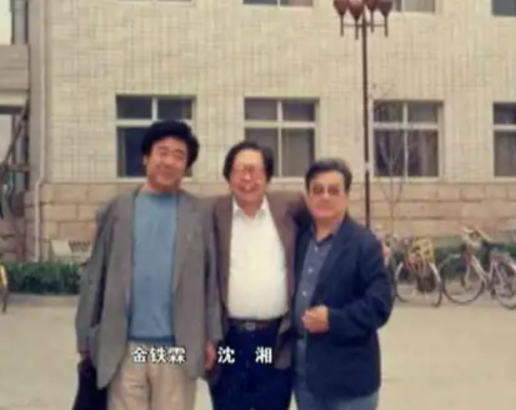 金鐵霖