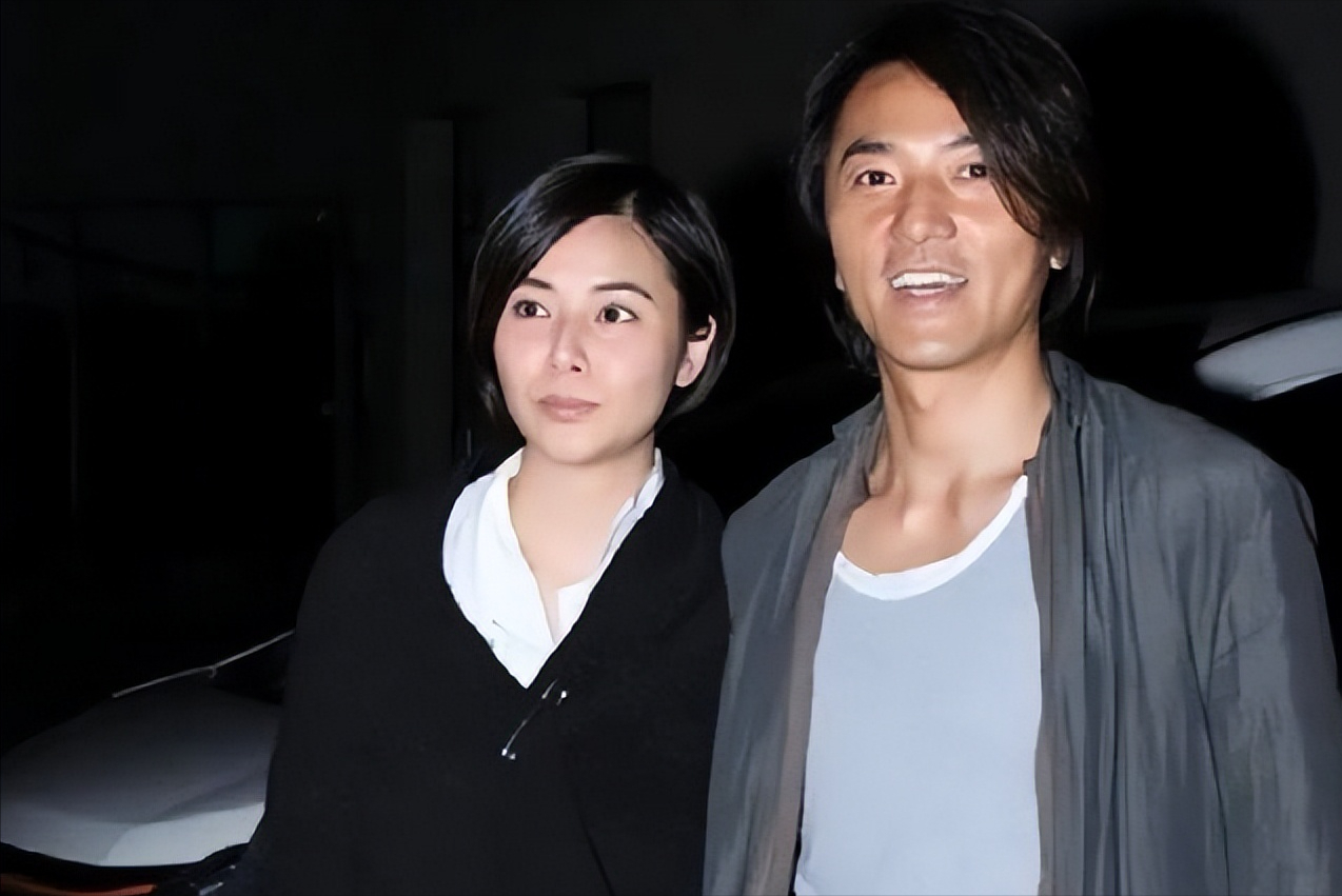 田震