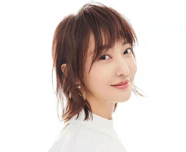 田震