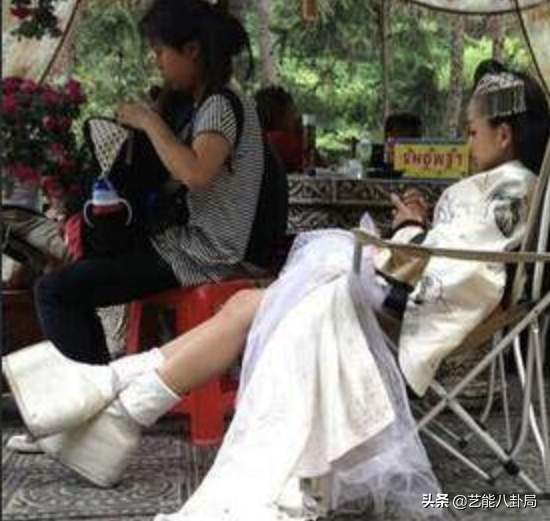 劉亦菲