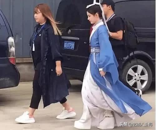 劉亦菲