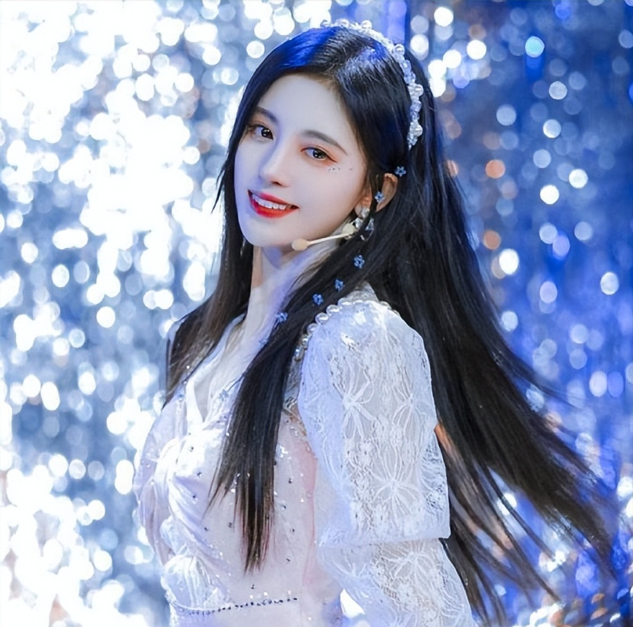 鞠婧禕個人資料 :四千年一遇美女怎麼回事 鞠婧禕怎麼出道的