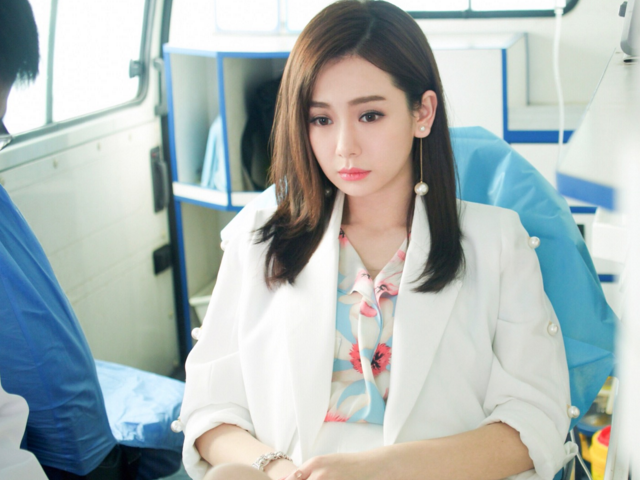 戚薇