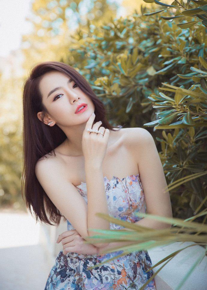 戚薇