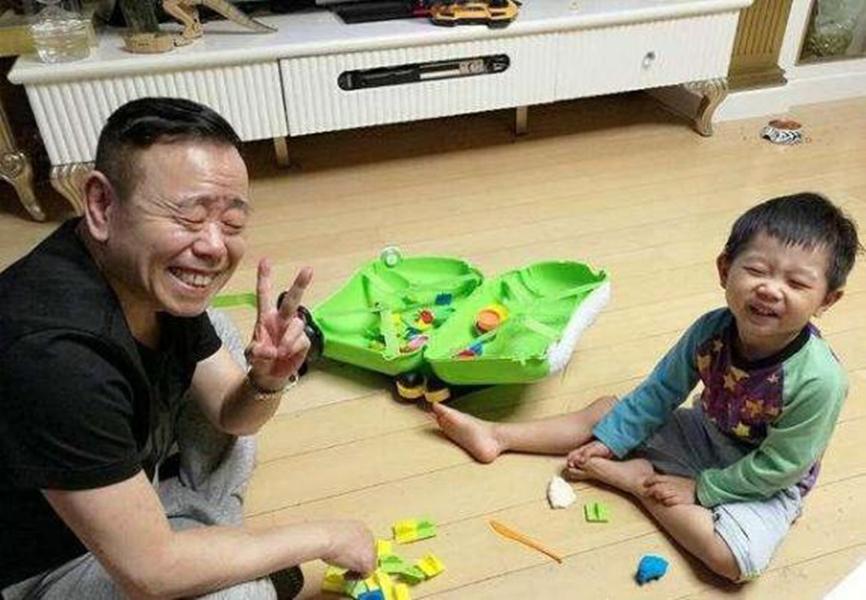 潘長江