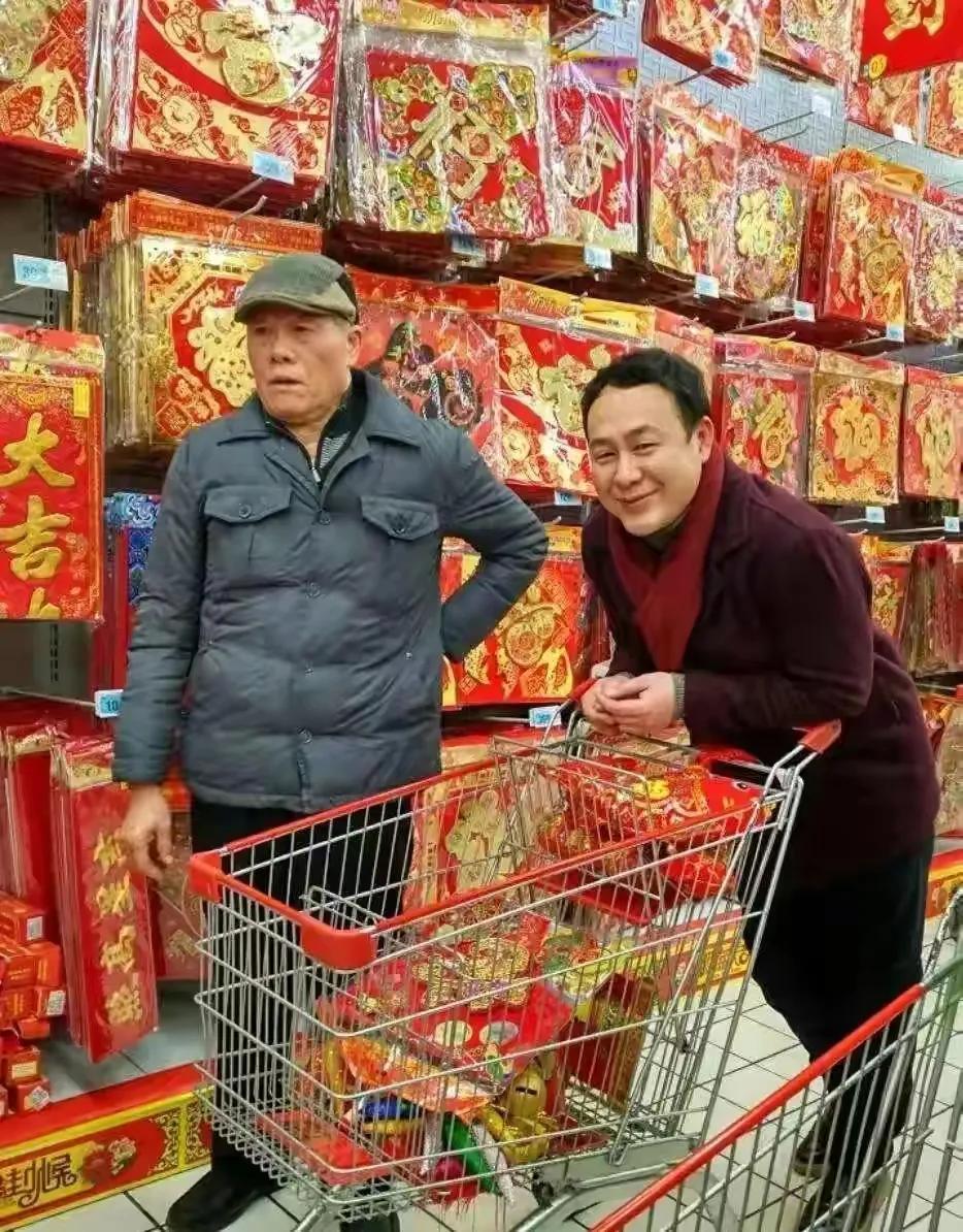 張頌文