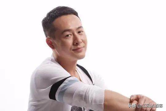 張頌文