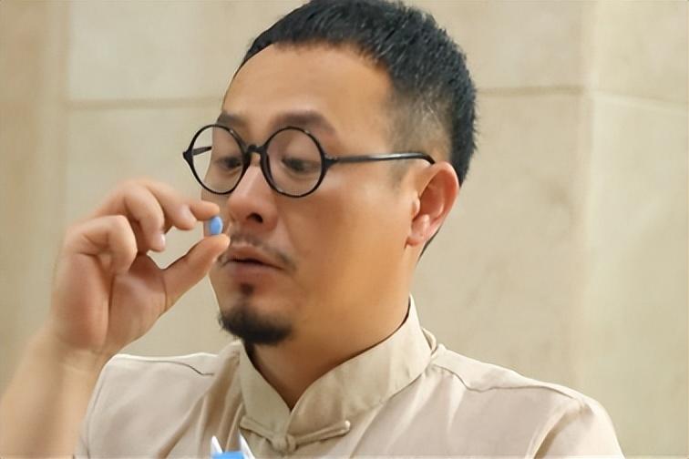 張頌文