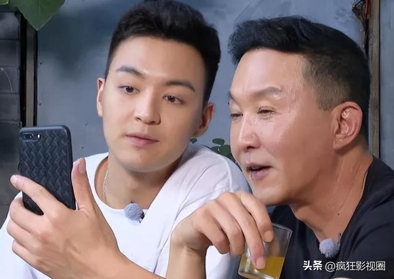 張頌文