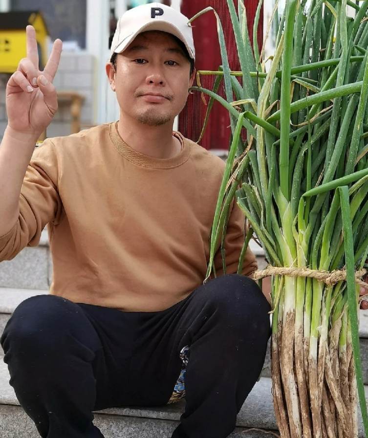 張頌文