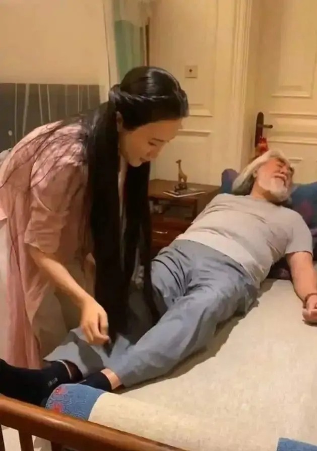 杜星霖