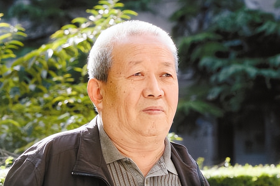 陳忠實