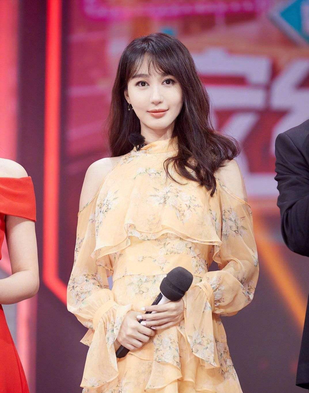 李菲兒