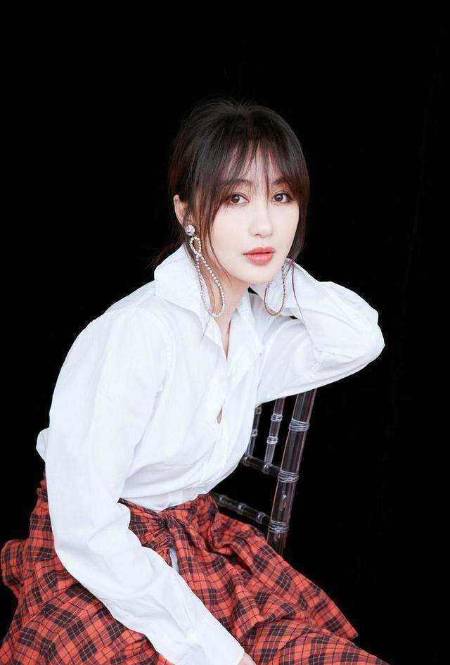李菲兒