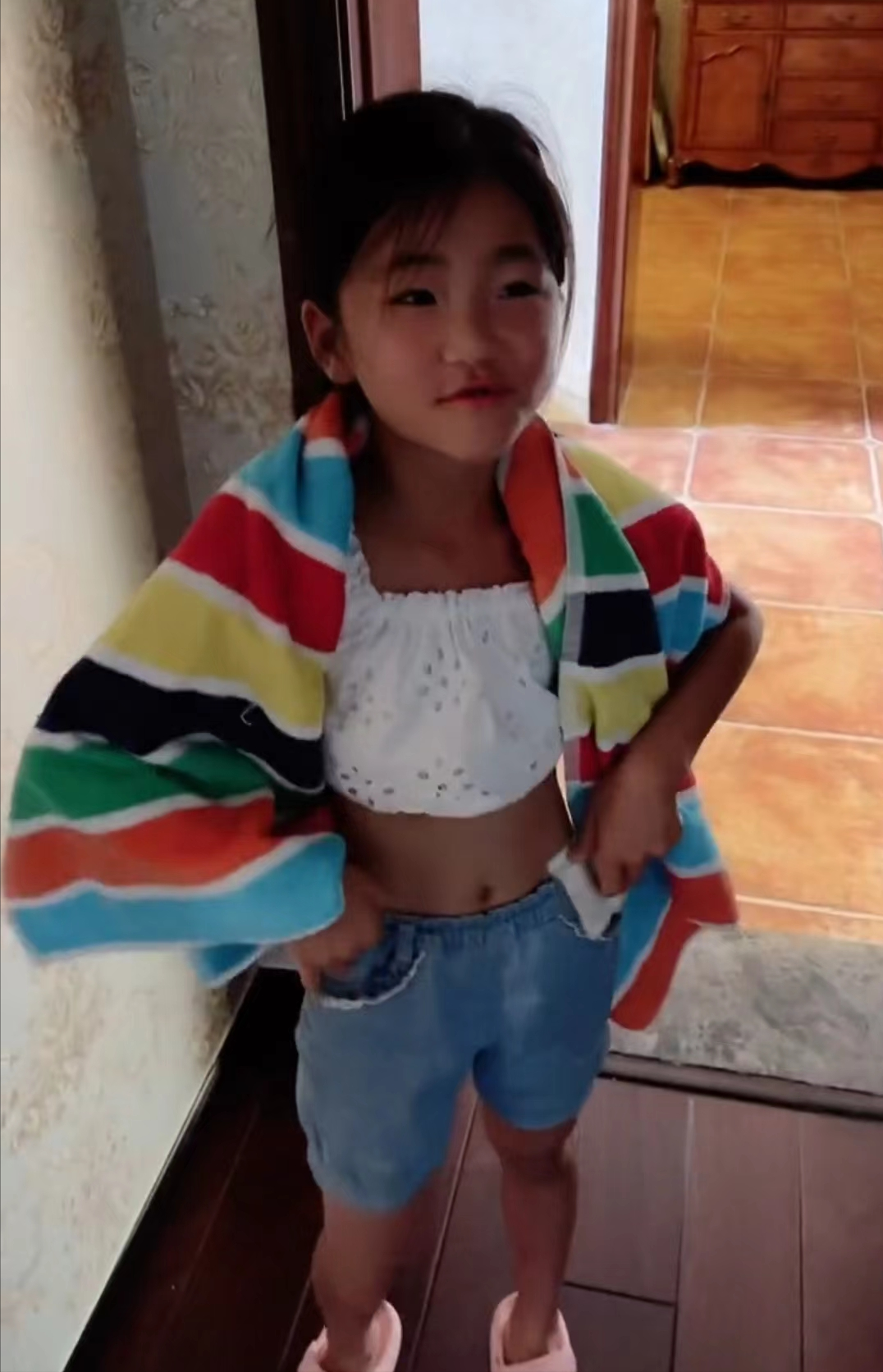 李菁菁