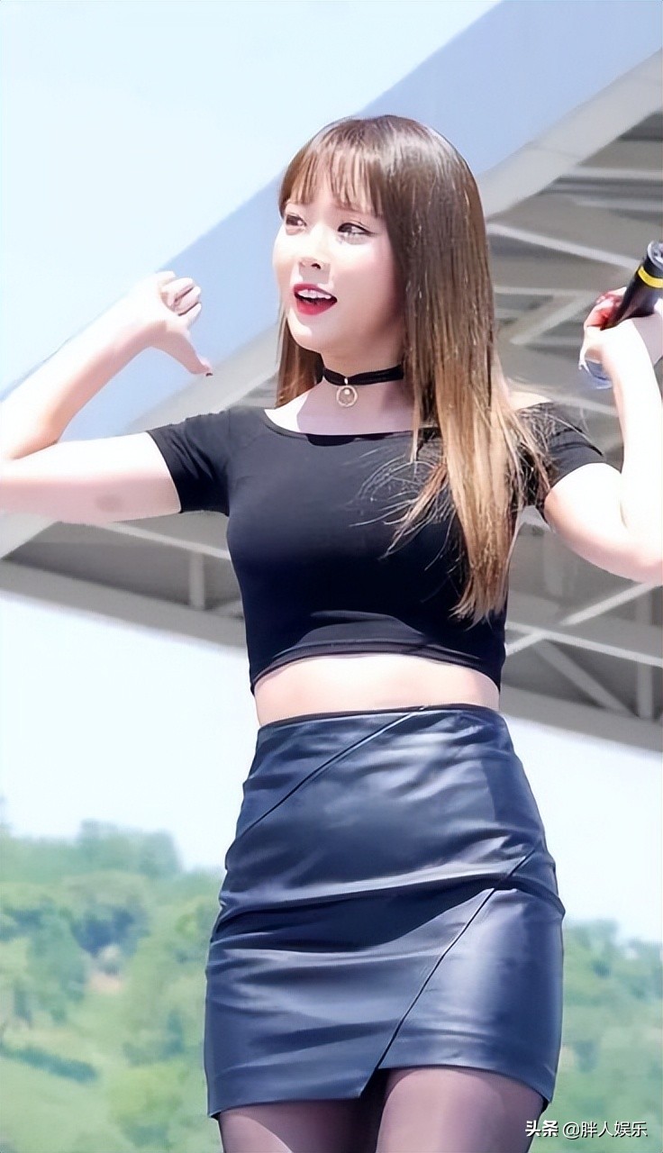 洪真英