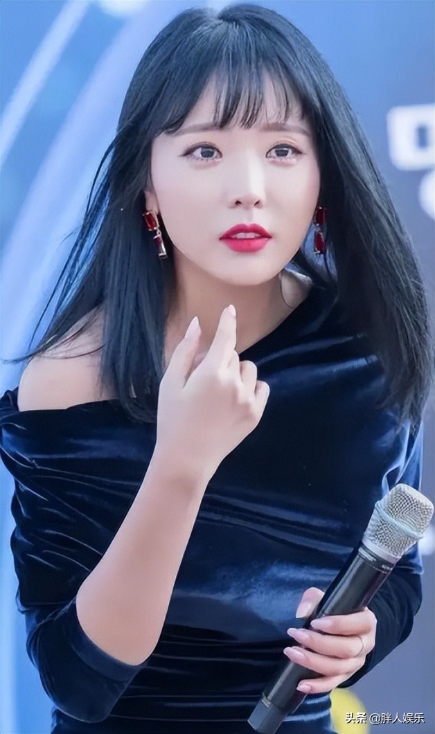 洪真英