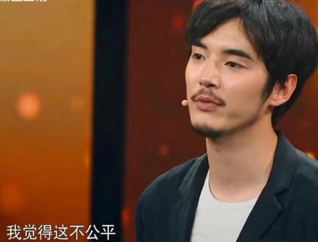 於正曬