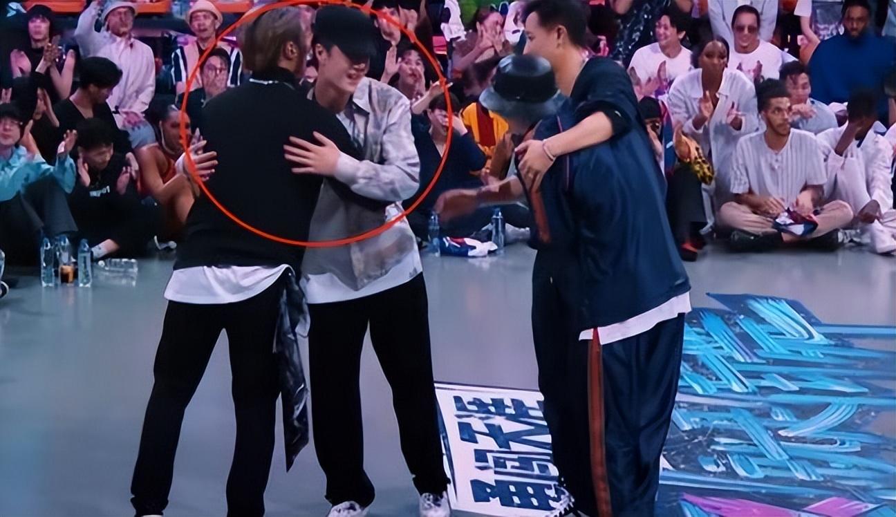 張藝興