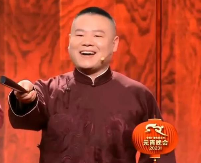 郭德綱為什麼不讓張雲雷上央視唱竹板書，派岳雲鵬？回應來了！