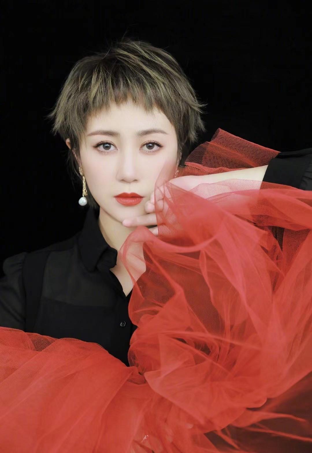 馬麗