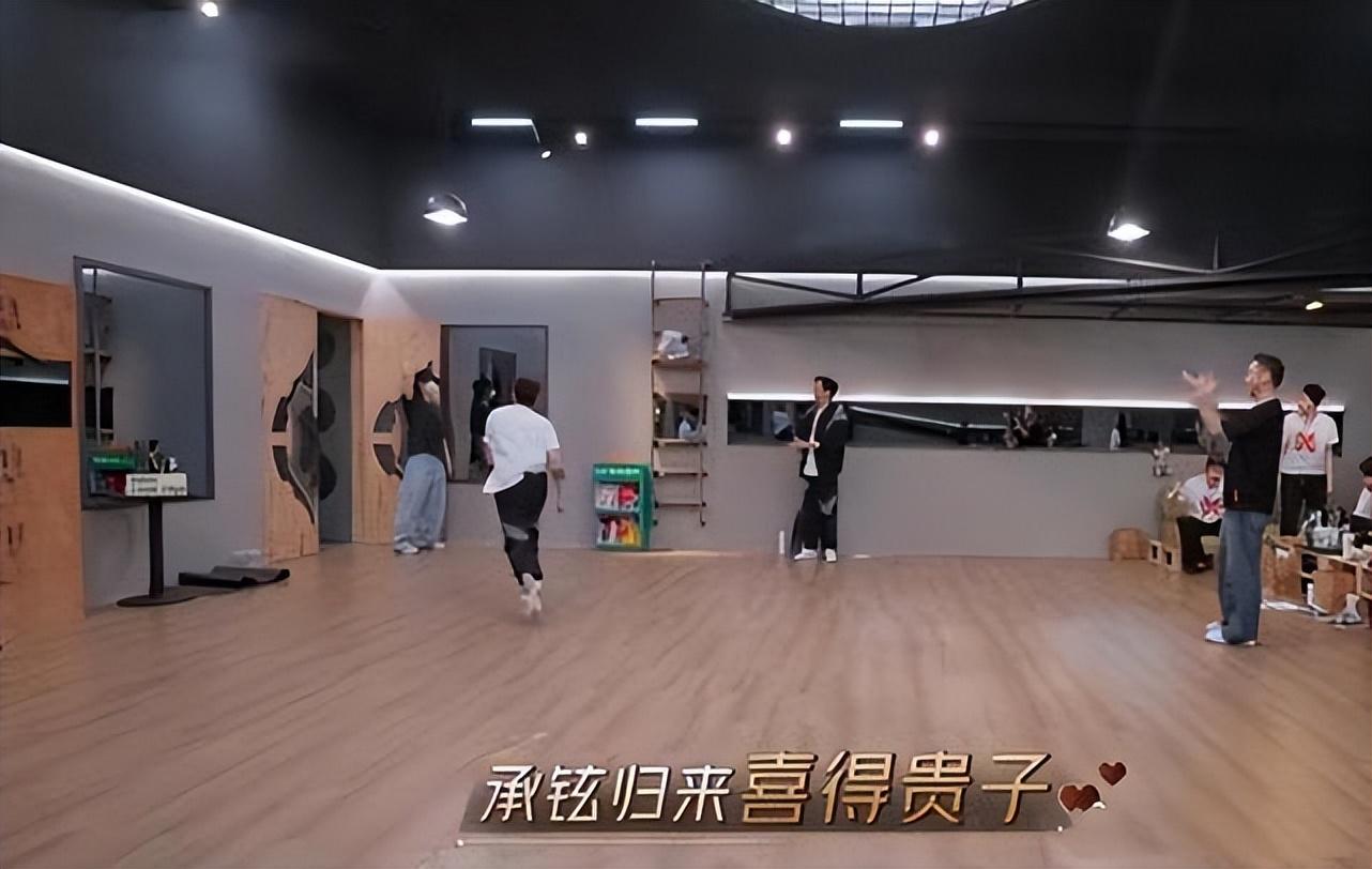 戚薇
