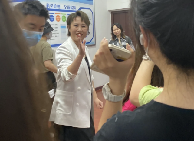 馬麗