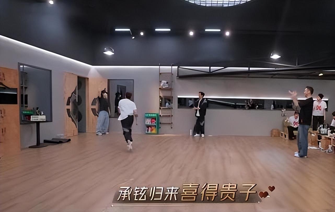 戚薇