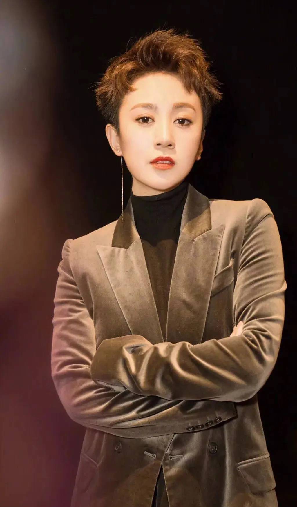 馬麗