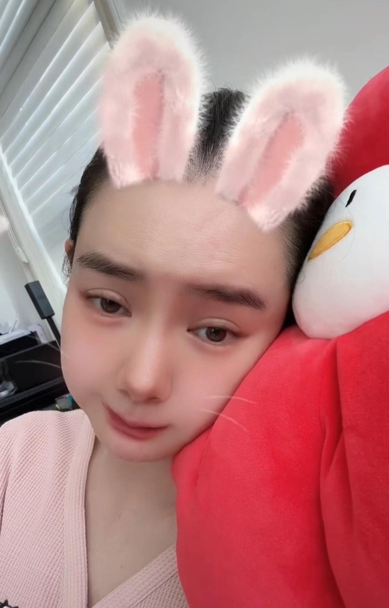 戚薇