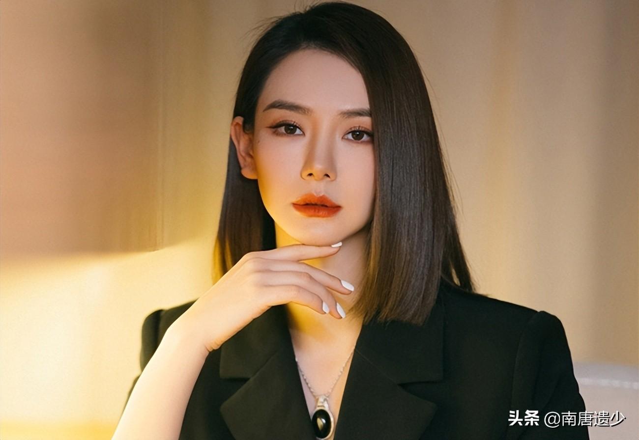 戚薇