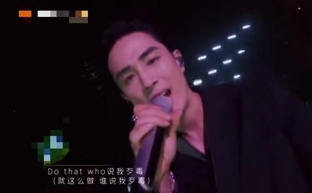 戚薇