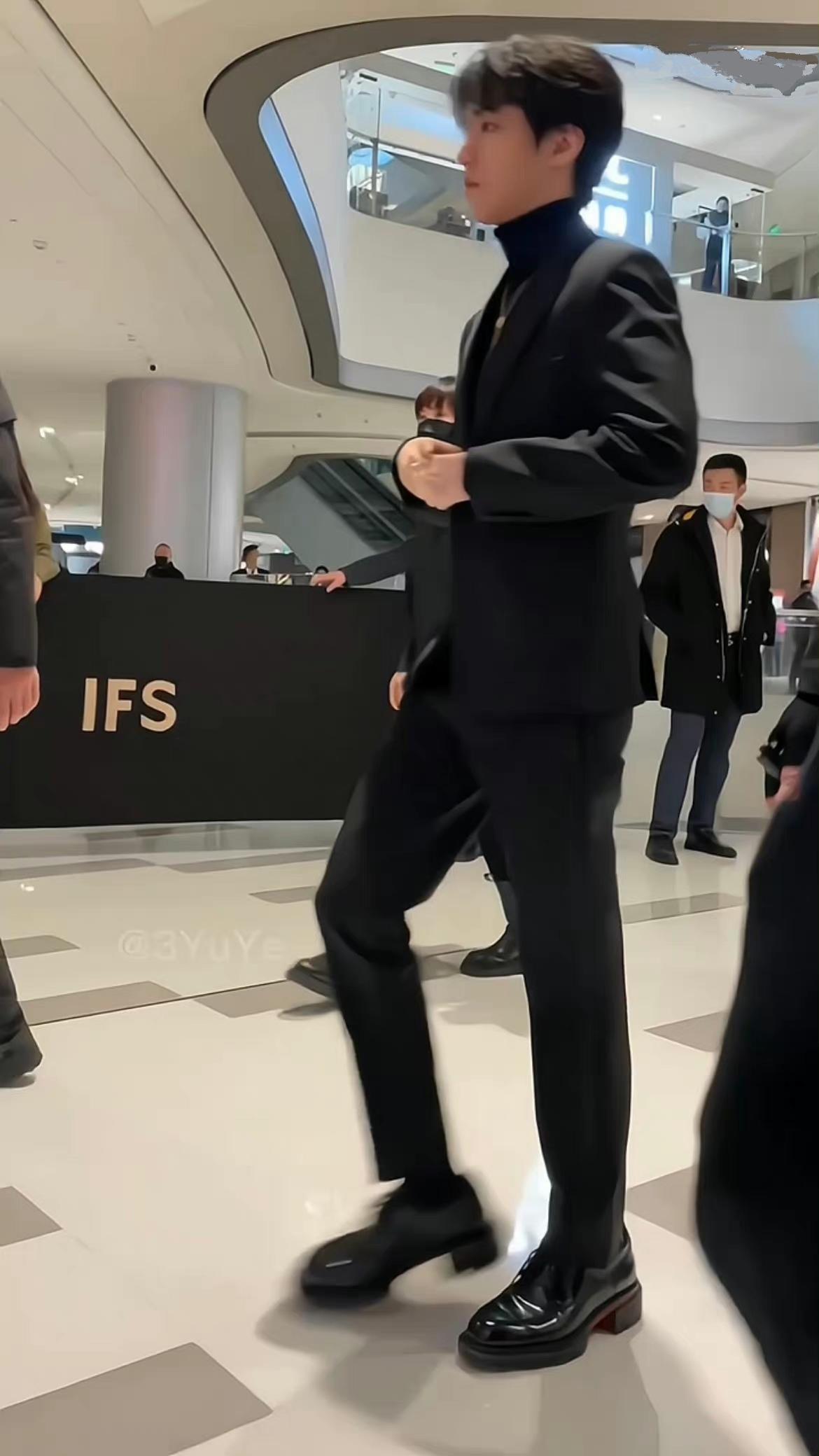 王俊凱