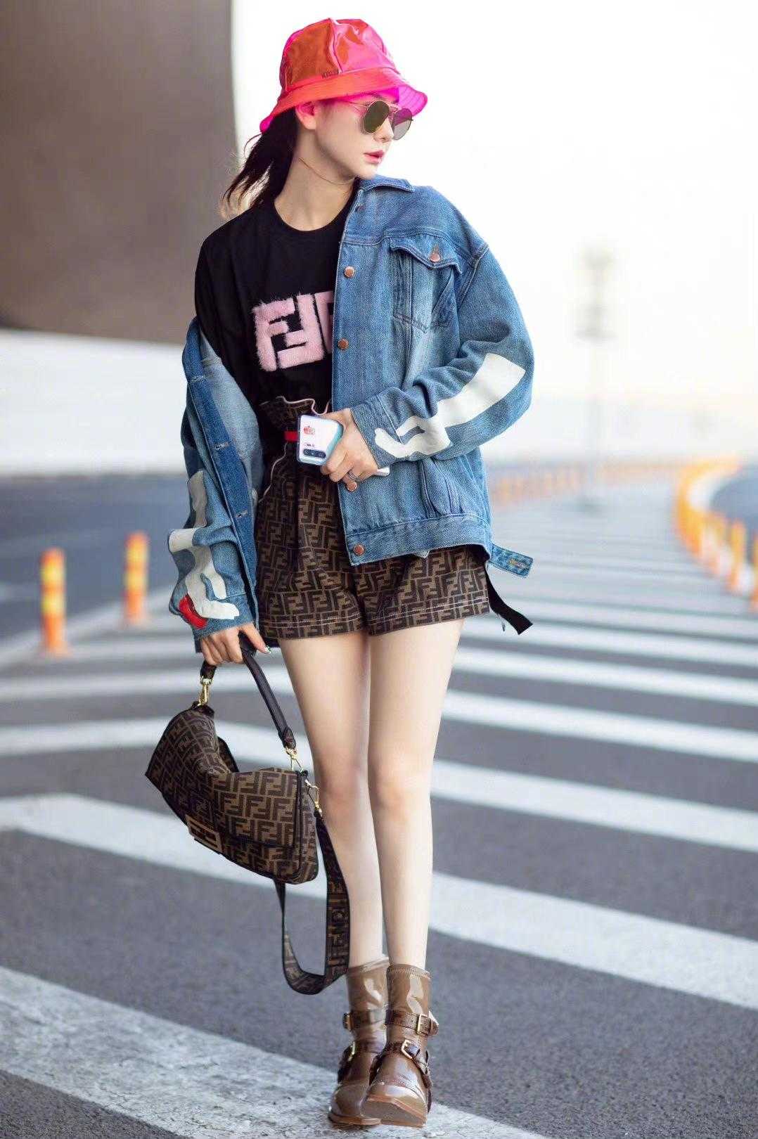 戚薇