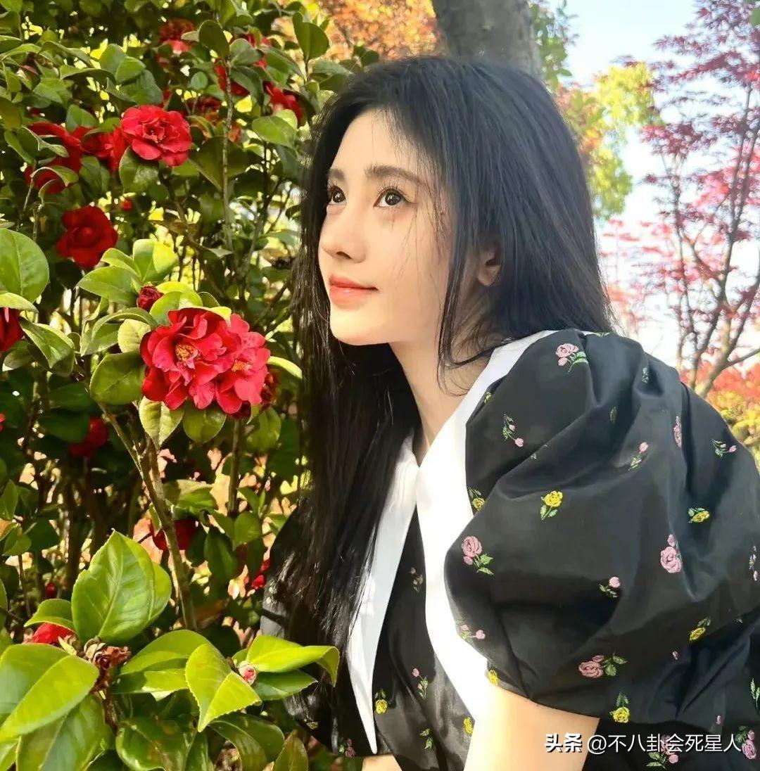 趙露思