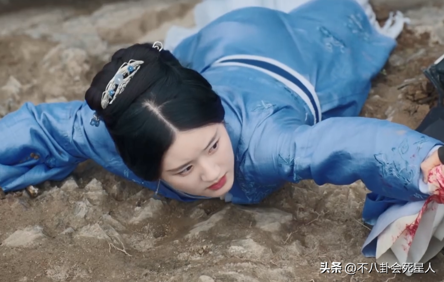 趙露思