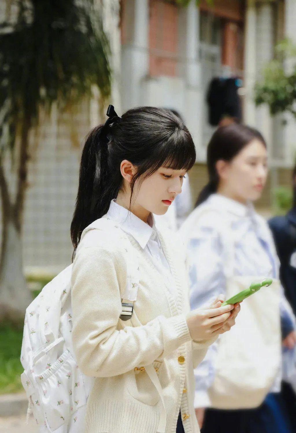 趙露思