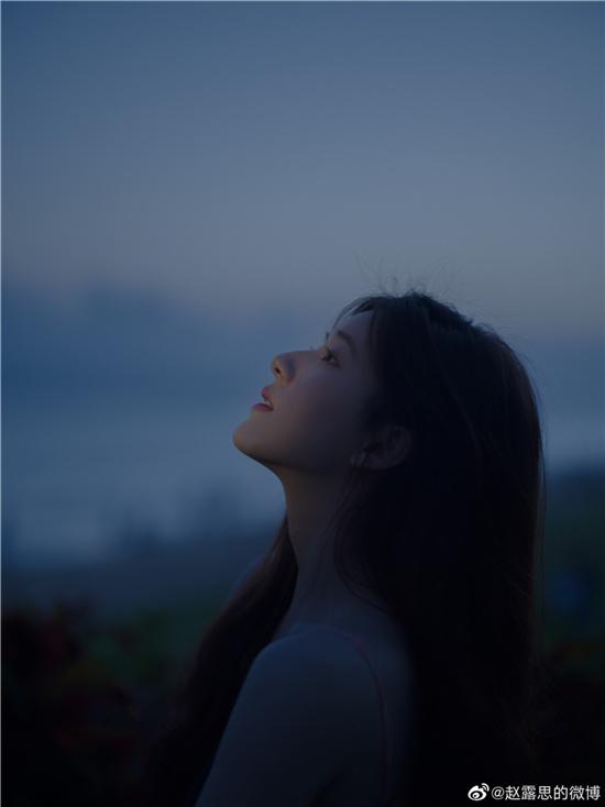 趙露思