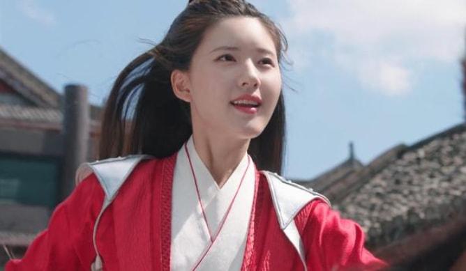 趙露思