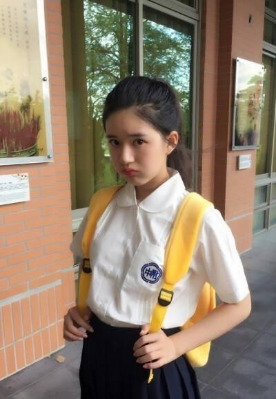 趙露思