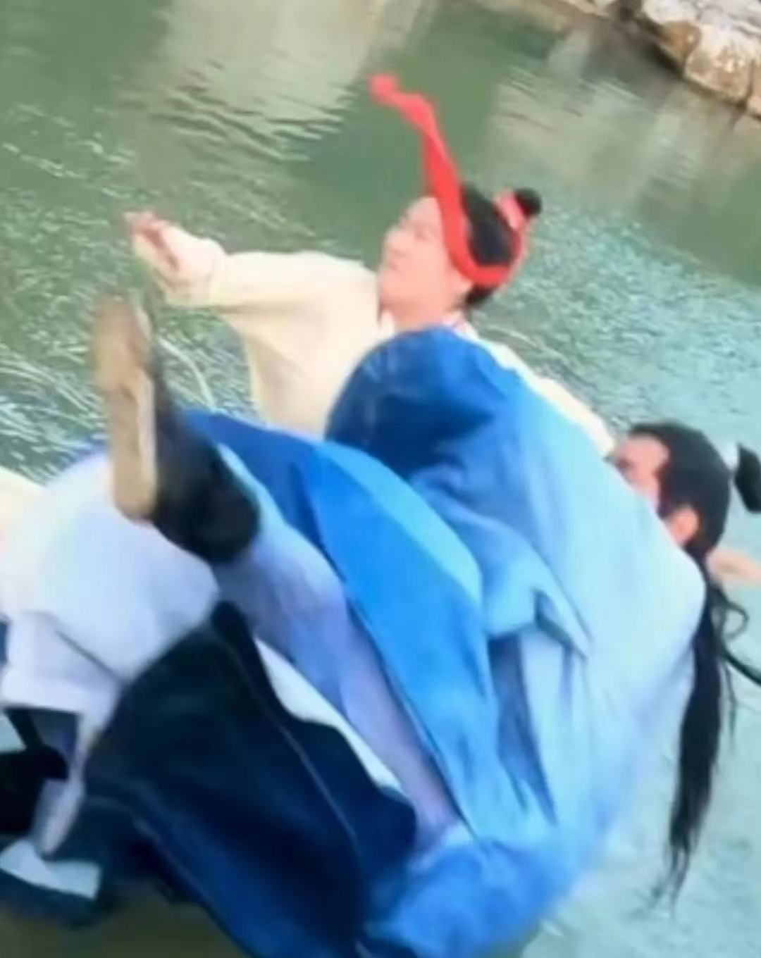 趙露思